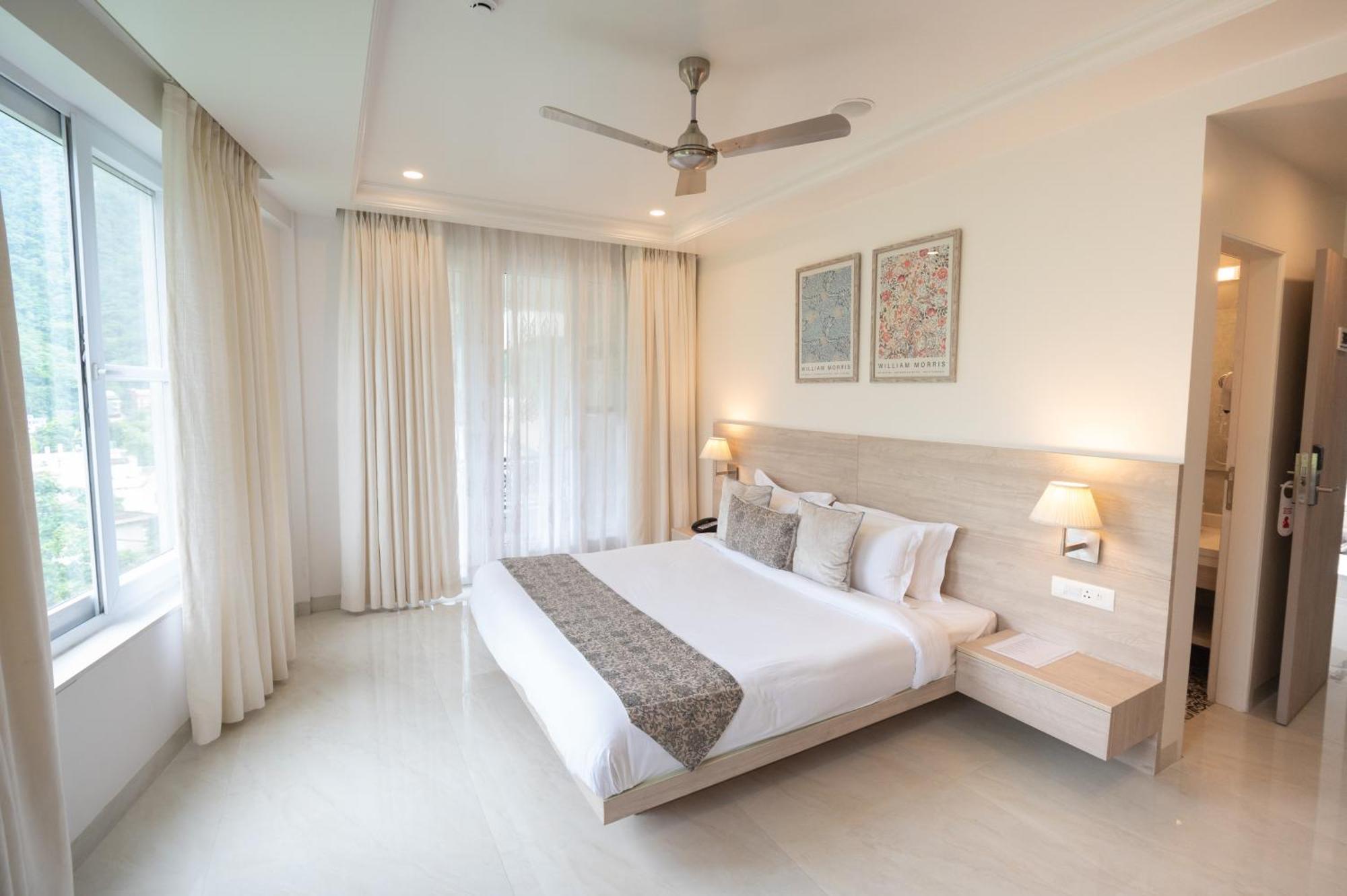 Terrakotta Rishikesh Hotel ภายนอก รูปภาพ