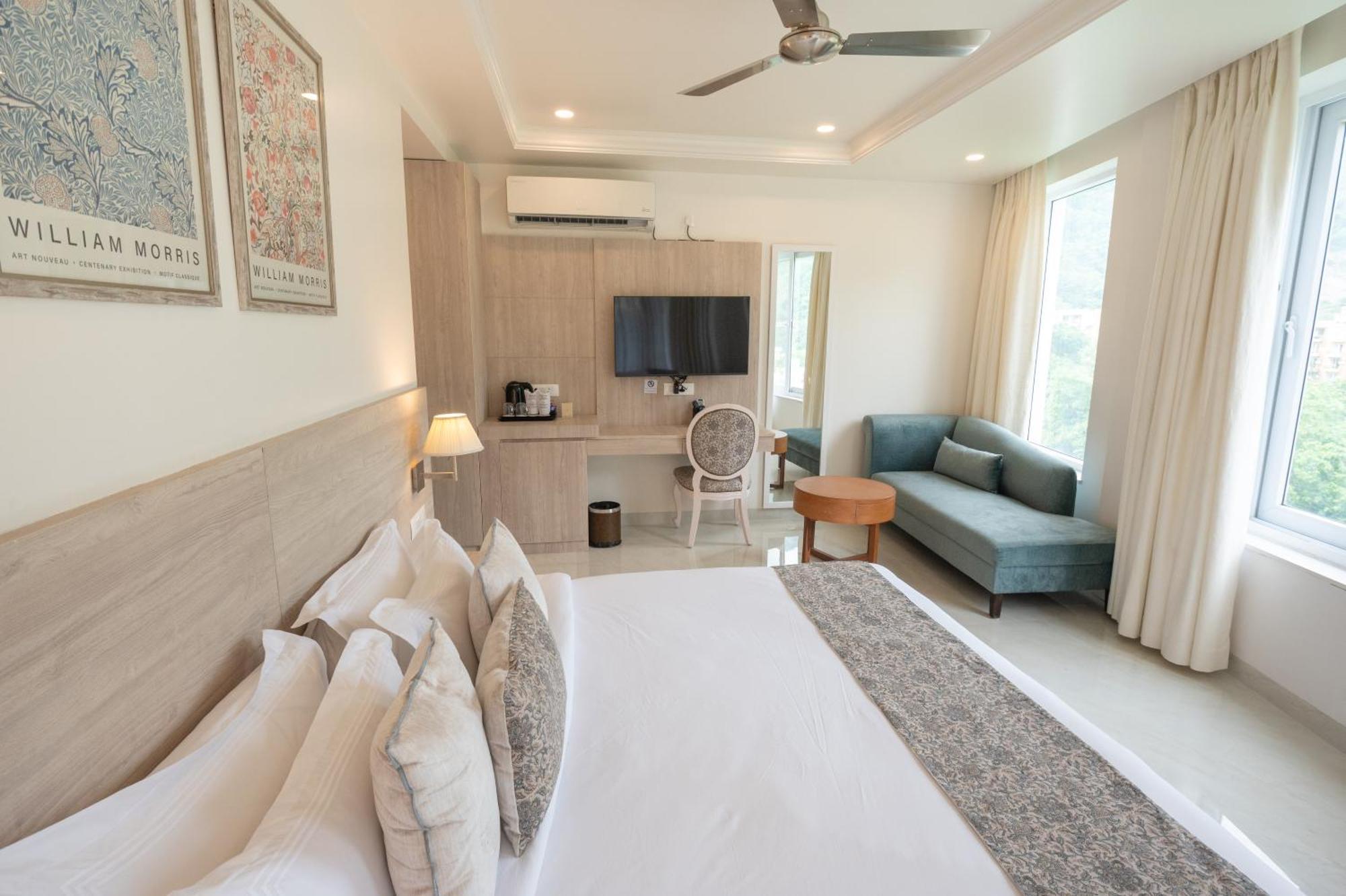 Terrakotta Rishikesh Hotel ภายนอก รูปภาพ